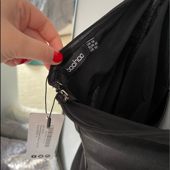 BooHoo brand new tags on Ruched Bandeau stretch mini dress - Picture 5 of 5